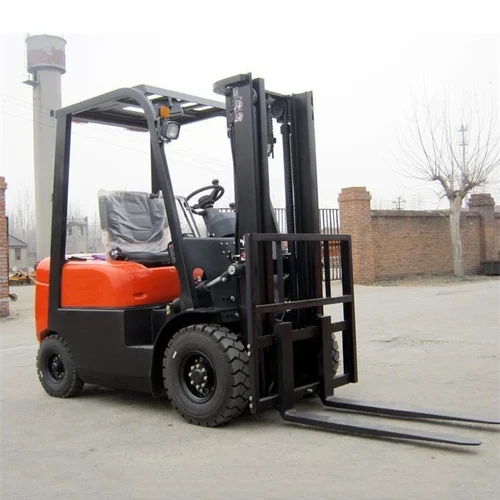 Diesel Forklift Truck, For Lifting, 2000 mm