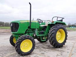 John Deere 5050 D – 4WD