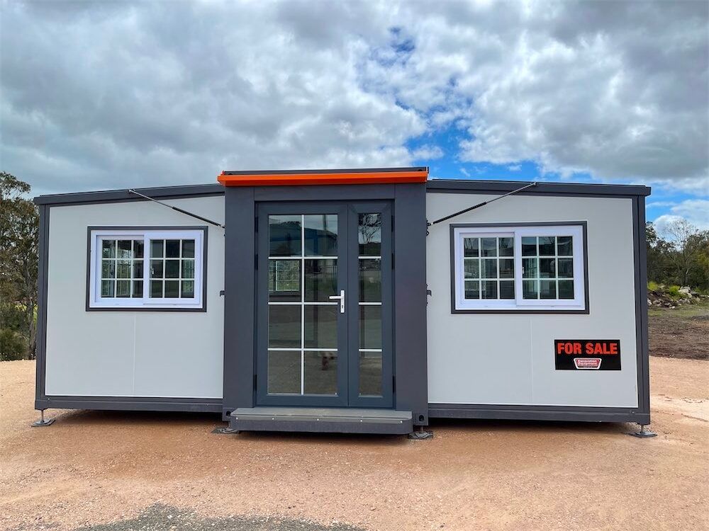 Expandable Container House with Ensuite