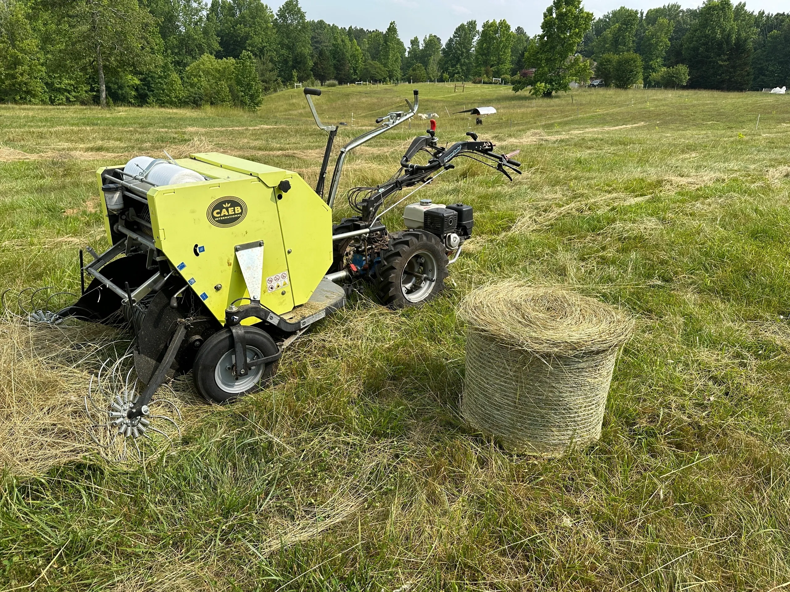 Mini round baler CAEB MP550