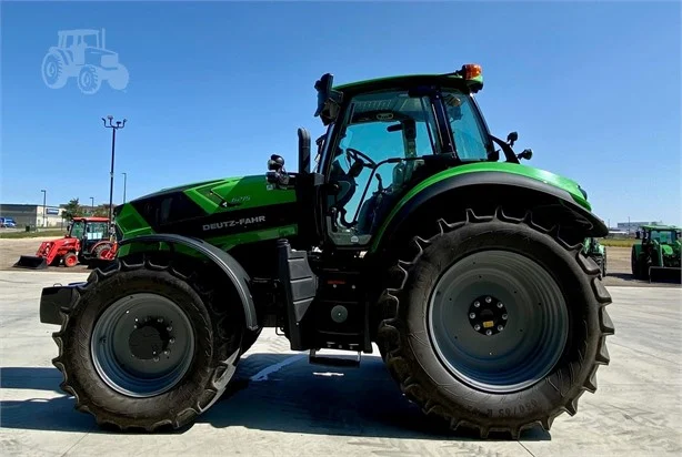 2023 DEUTZ FAHR AGROTRON 6215