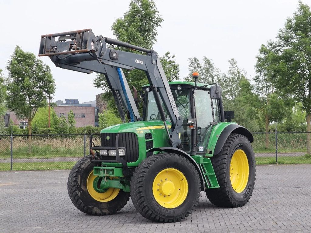 2010 John Deere 6830 STD