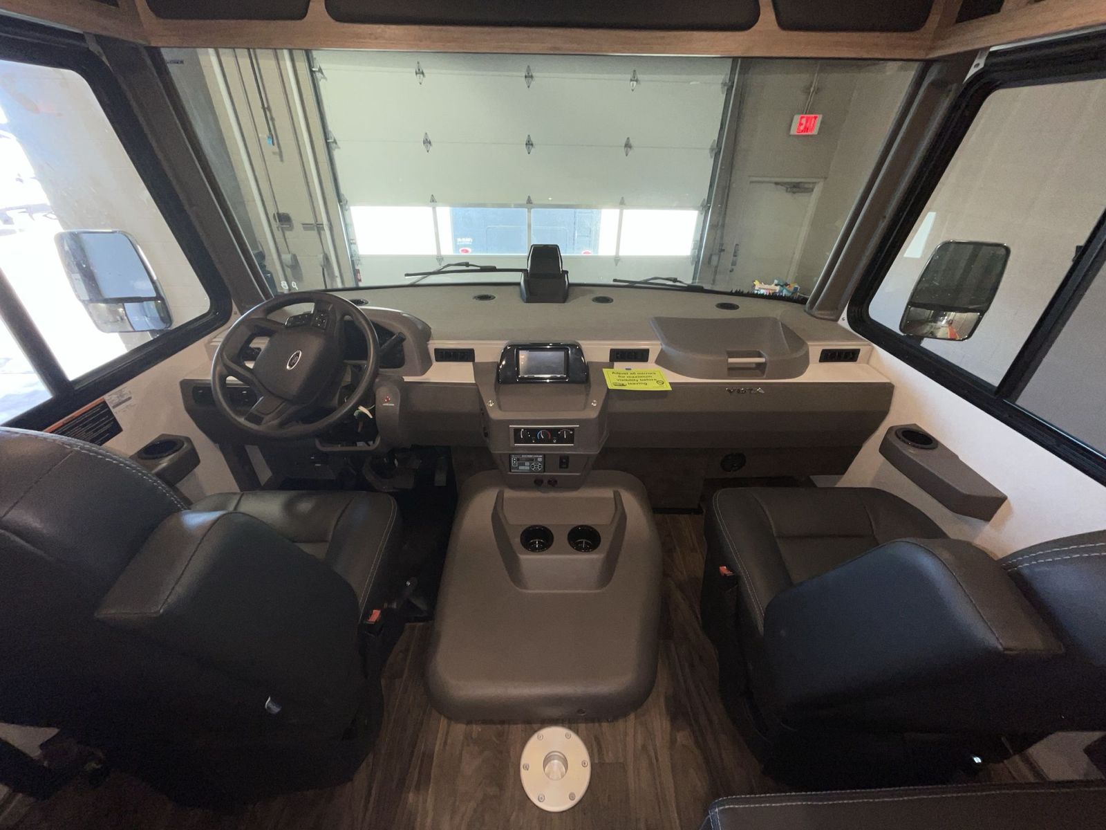 New 2024 Winnebago Vista 33K