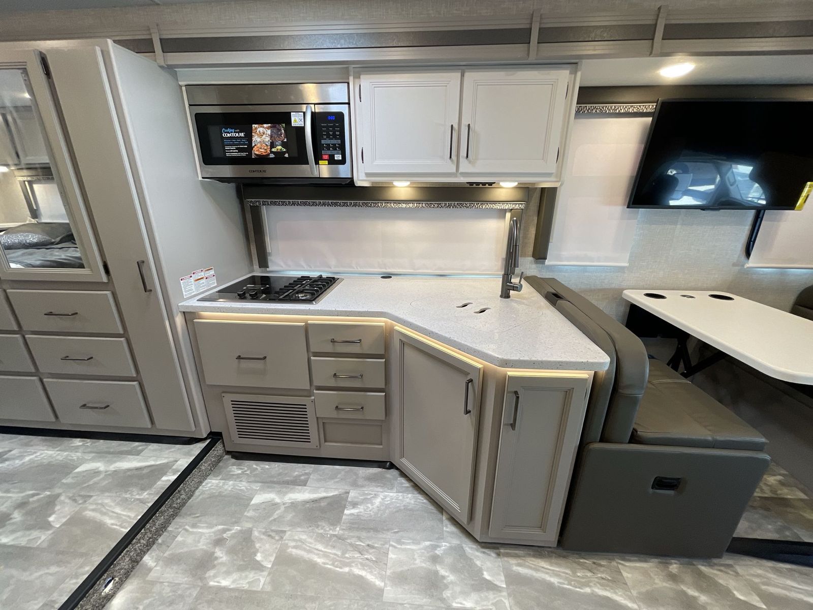 New 2024 Thor Motor Coach Quantum WS31