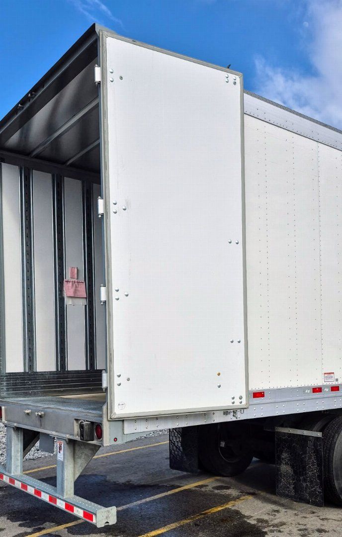 New 2025 Great Dane CS1 DRY VAN, 16″ POST CENTER FOR SALE